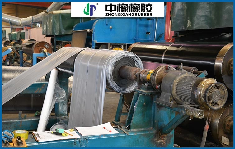 Ventajas de la producción de láminas de caucho con máquina de rotocurado