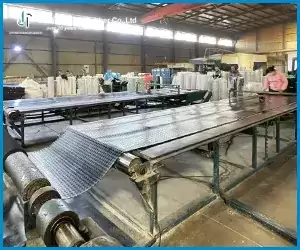cutting rubber sheet