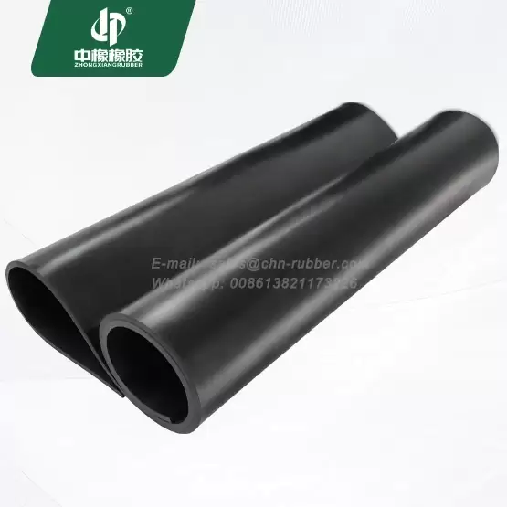Hardness 55 Neoprene black rubber sheet 1.3 gravity
