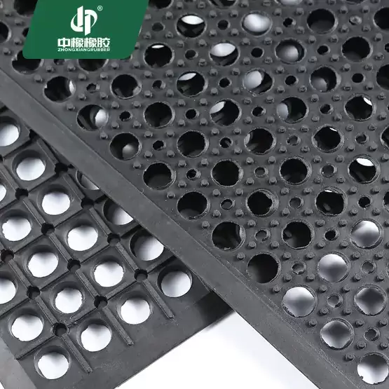 1524*914*12mm Rubber anti fatigue mat with holes