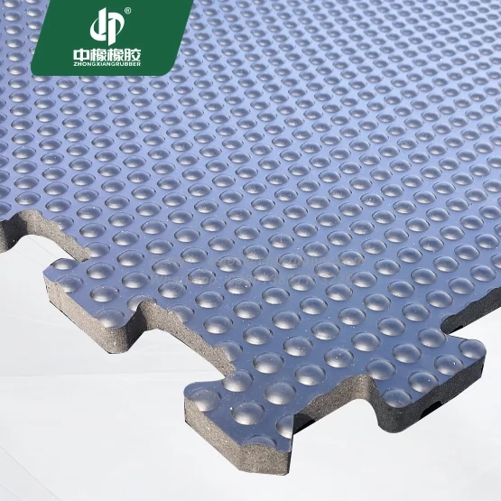 Custom 18mm thickness interlocking rubber stable mats