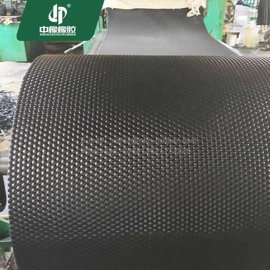 Cattle Cubicle Mats in Roll Form | Hammer-Shaped Anti-Slip Surface
