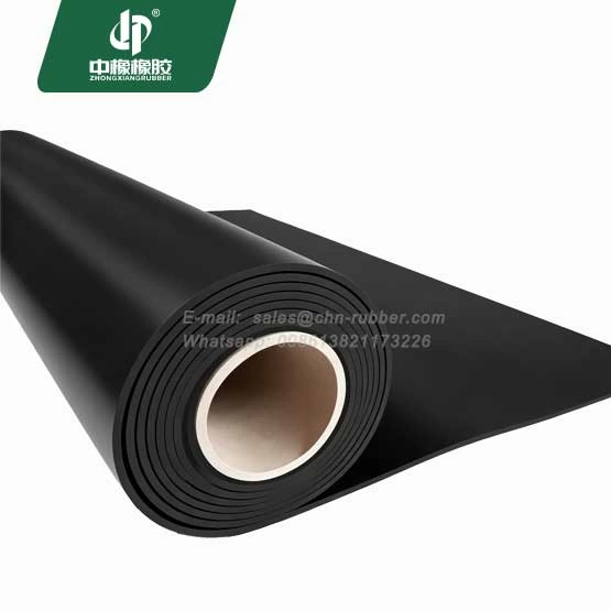 Hardness 55 Black CR rubber sheeting roll 1.35 gravity